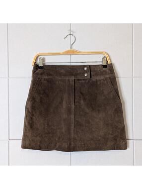 Blank NYC chocolate brown suede mini skirt w/ snap waist